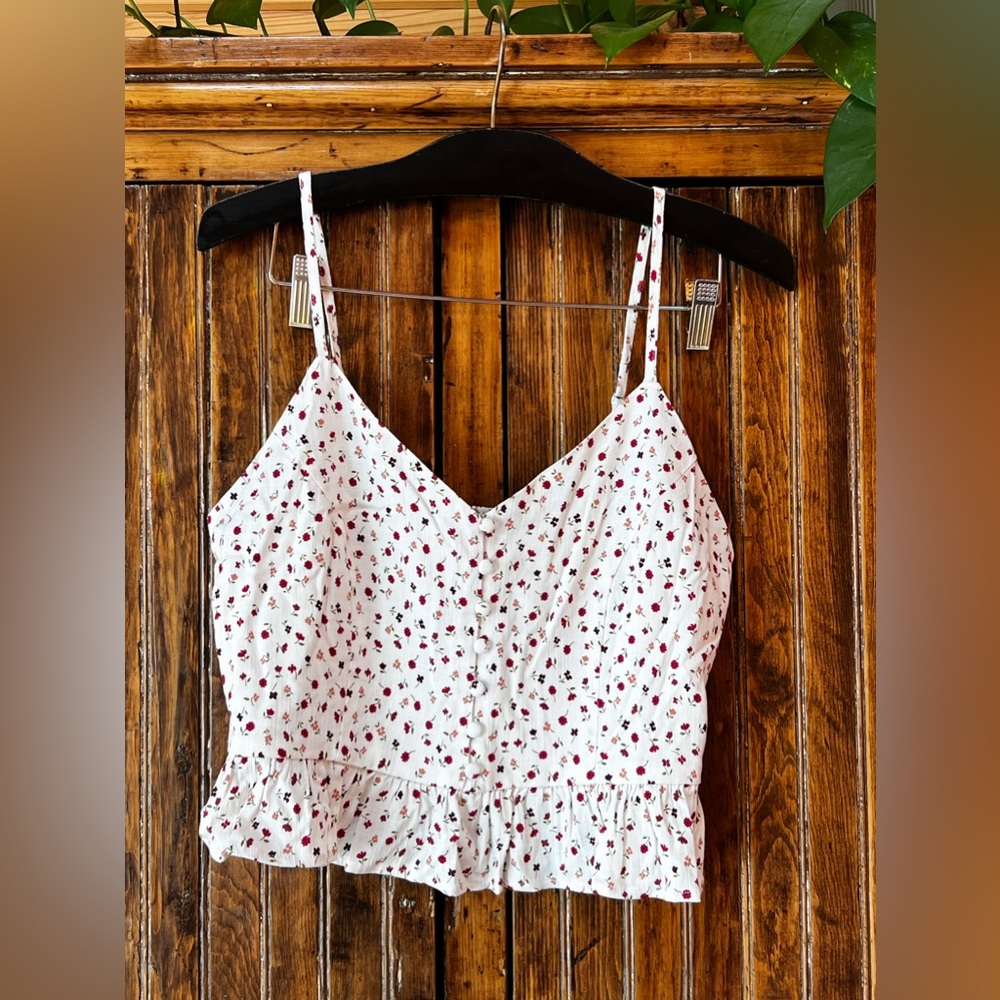 F21 cropped floral cami M